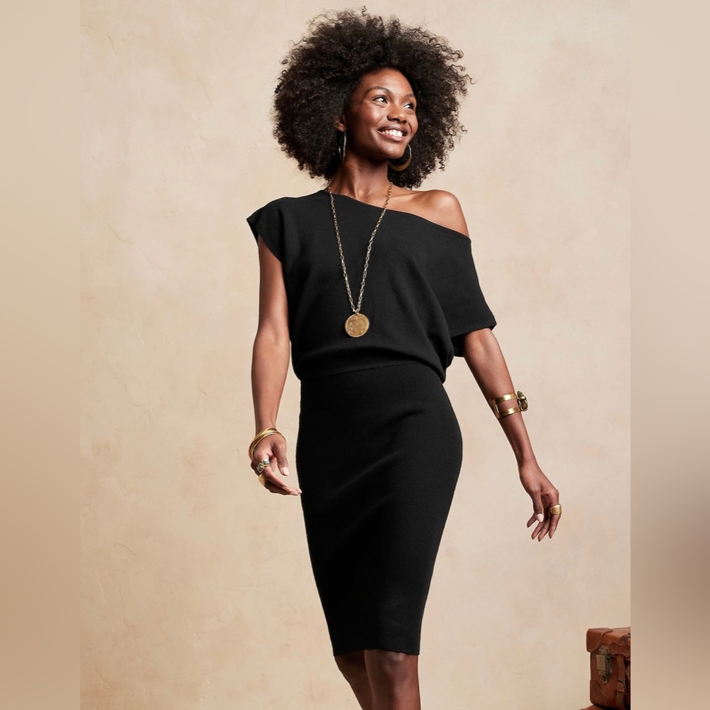 Banana Republic Tall Dolman Sweater Dress / Black / size Tall Small